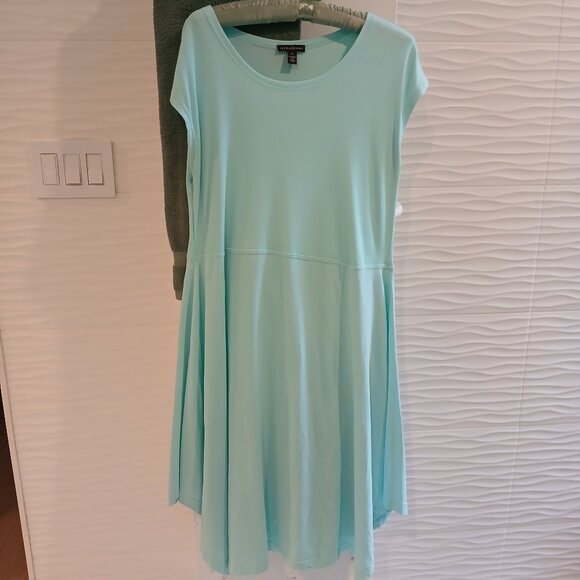 asymmetrical dress - Picture 1 of 8